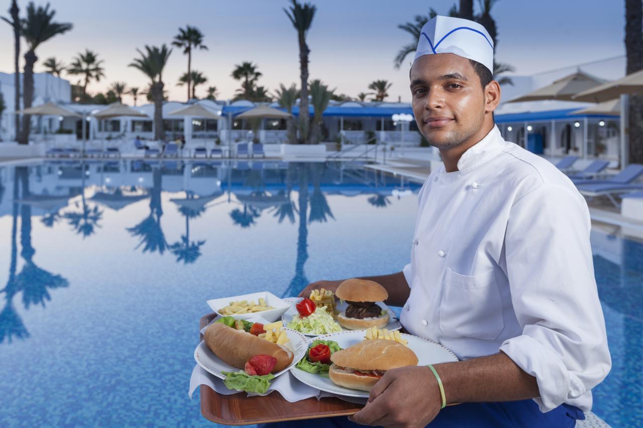 Aghīr Hari Club Beach Resort מראה חיצוני תמונה