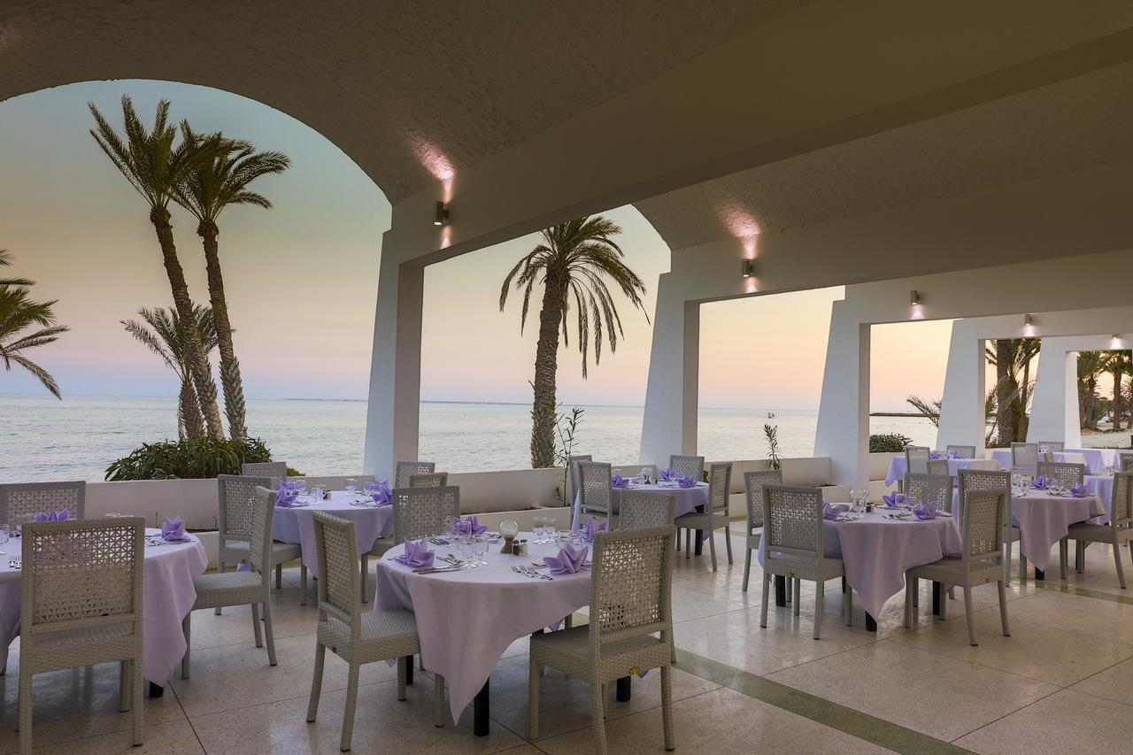 Aghīr Hari Club Beach Resort מראה חיצוני תמונה