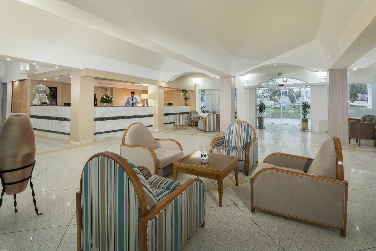 Aghīr Hari Club Beach Resort מראה חיצוני תמונה