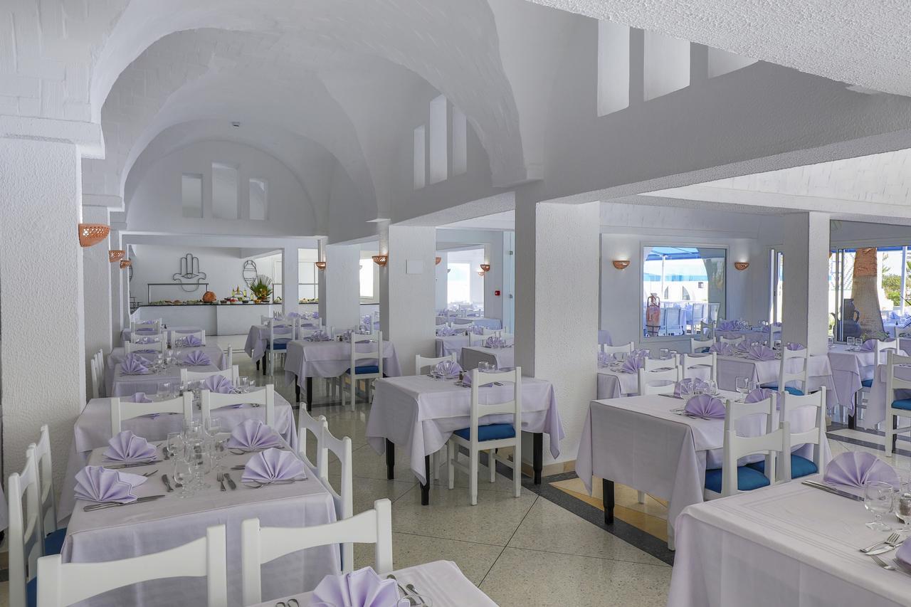 Aghīr Hari Club Beach Resort מראה חיצוני תמונה