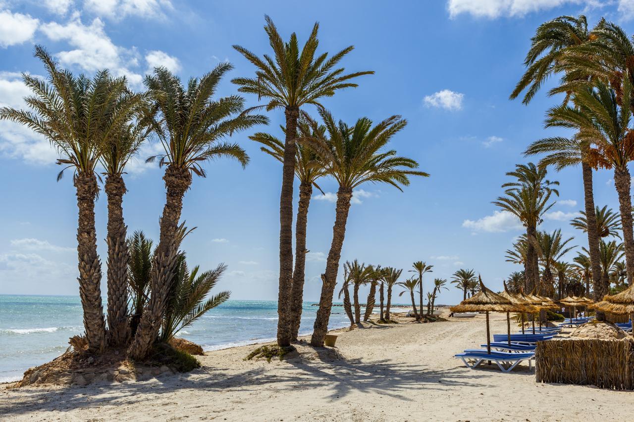 Aghīr Hari Club Beach Resort מראה חיצוני תמונה