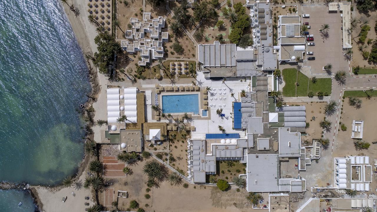 Aghīr Hari Club Beach Resort מראה חיצוני תמונה