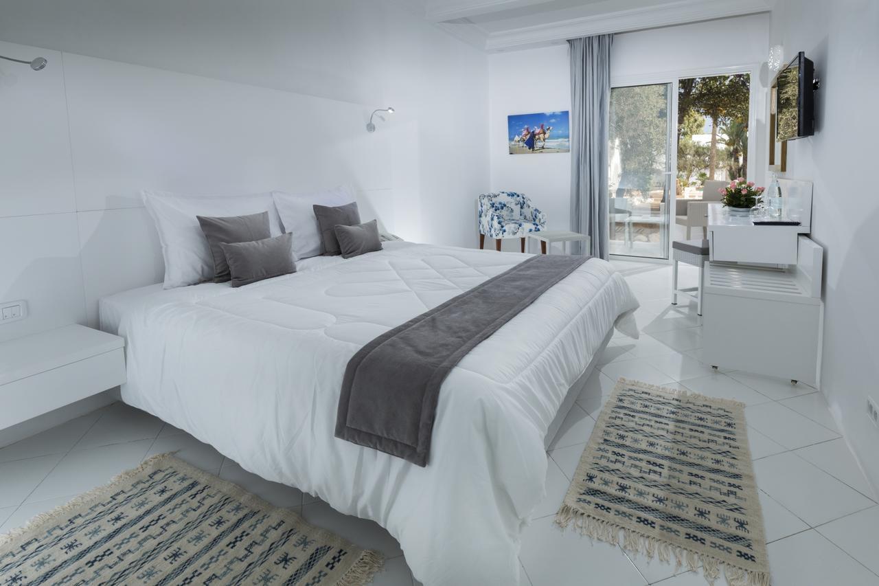 Aghīr Hari Club Beach Resort מראה חיצוני תמונה