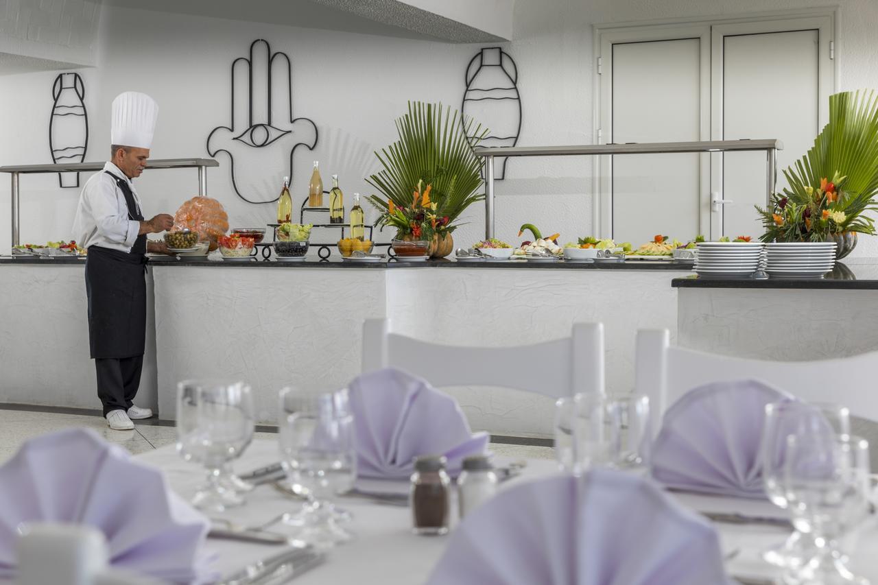 Aghīr Hari Club Beach Resort מראה חיצוני תמונה