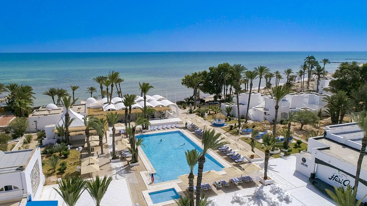 Aghīr Hari Club Beach Resort מראה חיצוני תמונה