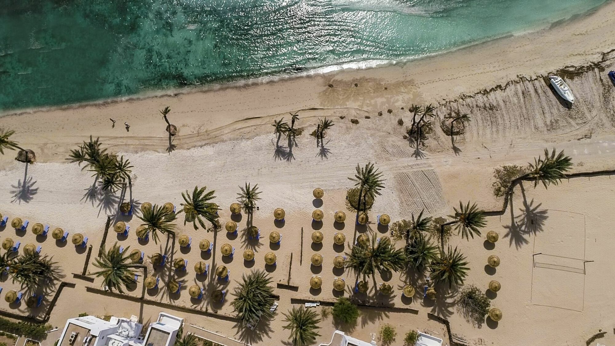 Aghīr Hari Club Beach Resort מראה חיצוני תמונה